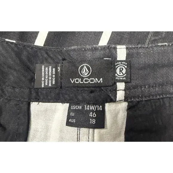 Volcom Frochickie Stripe Mini Skirt Womens 14W Black White Zip Front NWT New - Picture 8 of 10